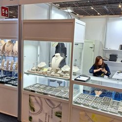 Фотоотчет с выставки Istanbul Jewelry Show' April 2024: Ювелирные изделия, драгоценные камни, упаковка и свет