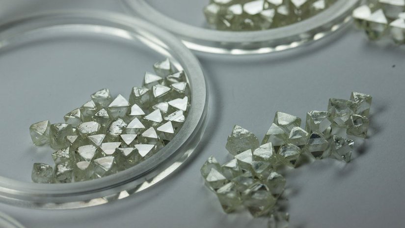 АЛРОСА в феврале реализовала алмазно-бриллиантовую продукцию на $346 млн