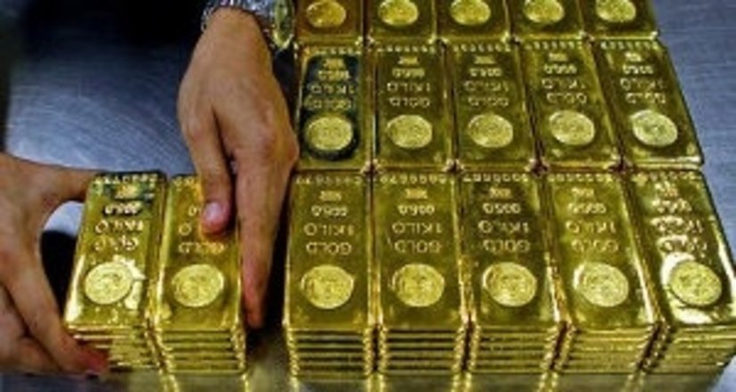 Центробанки потеряли на обвале золота 560$ млрд.