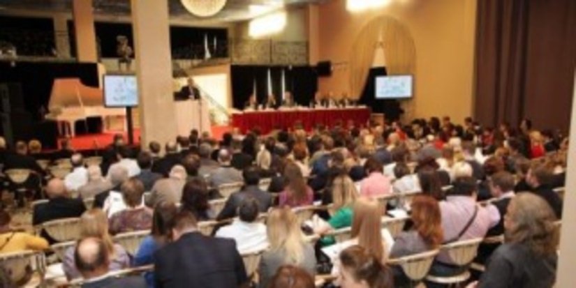 В Москве прошла ювелирная отраслевая конференция «Рынок драгоценных камней и ювелирных изделий. Насущные вызовы и перспективы развития».