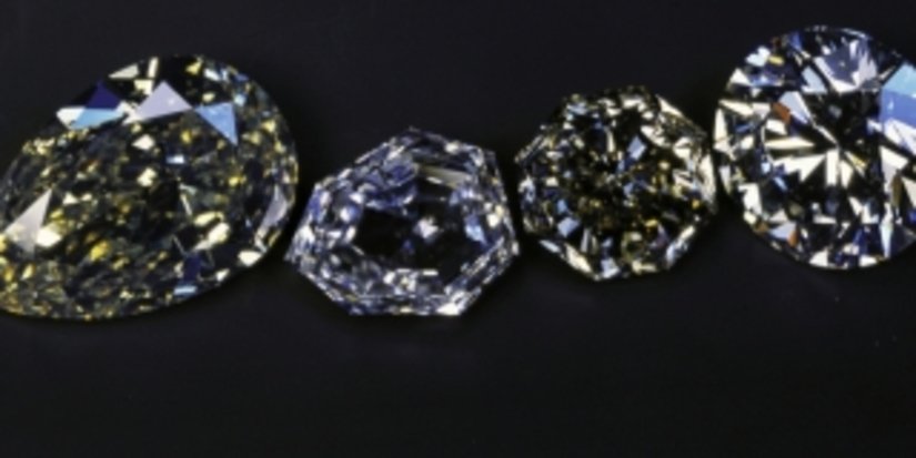 Алмазный аукцион принес Гохрану почти 18 миллионов долларов