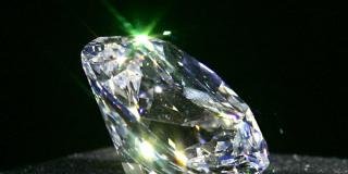 Глава De Beers жаждет новых алмазных открытий
