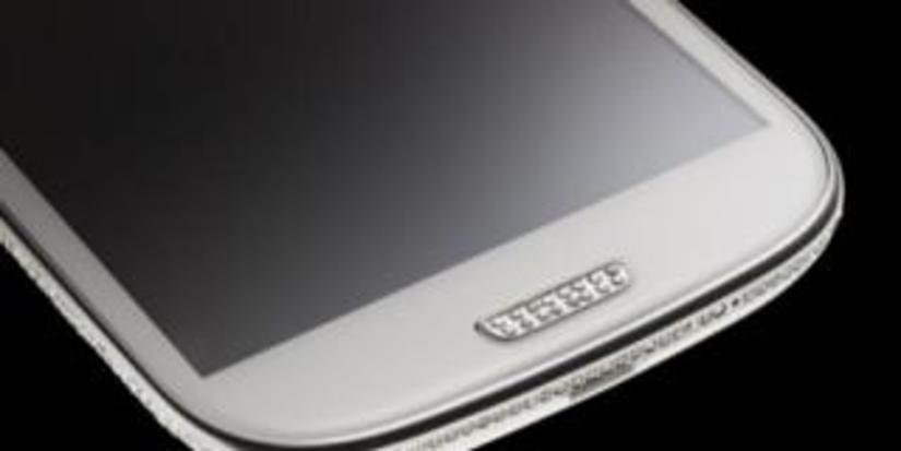 Galaxy S III Swarovski Edition оценили в $3,4 тыс