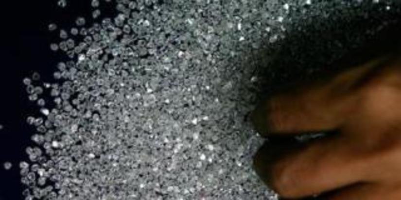 Китай тянет вниз цену на бриллианты