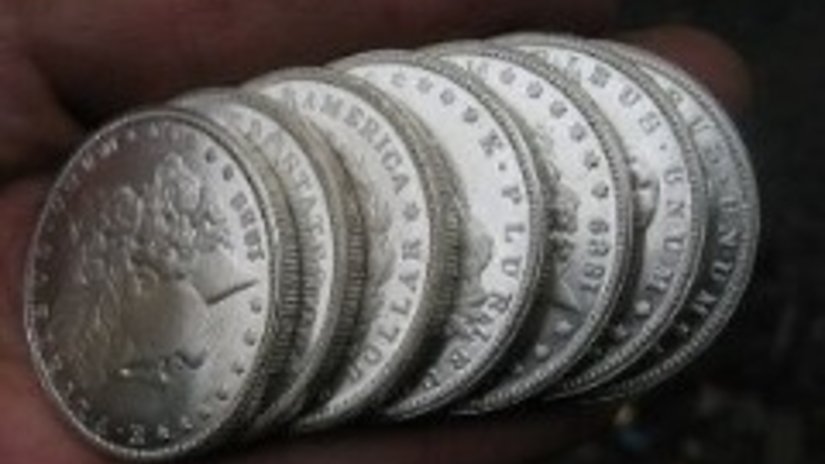 На рынке стали появляться фальшивые монеты