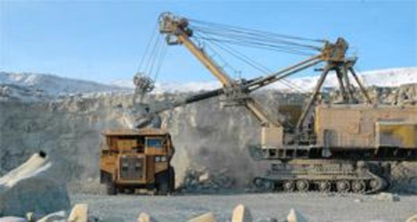 Ангольский рудник Катока понижает прогноз дохода на 2012 год