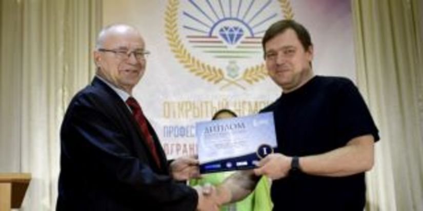 Ювелир с Донбасса победил в чемпионате якутских ювелиров