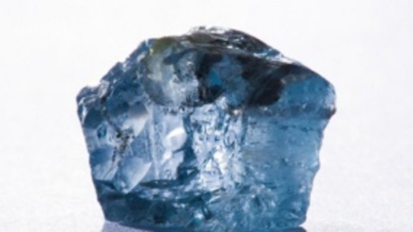 В Южной Африке найдена уникальная редкость весом 122,5 карат – крупнейший голубой алмаз