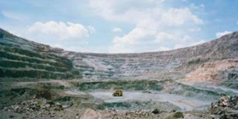 Firestone Diamonds не дает комментариев относительно закрытой алмазной шахты в Ботсване