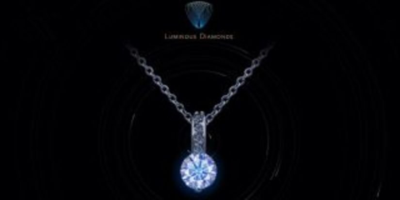 АЛРОСА будет продавать флуоресцентные бриллианты под брендом Luminous Diamonds