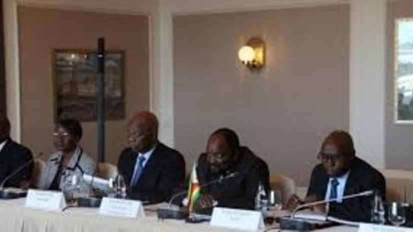 Зимбабвийские министры ищут инвестиции