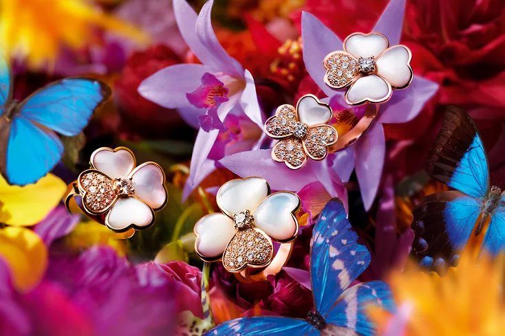 В Париже открылась выставка Van Cleef & Arpels Florae