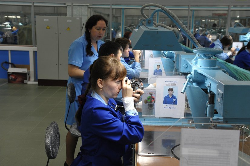 Смоленский завод «Кристалл» возобновит работу 17 августа