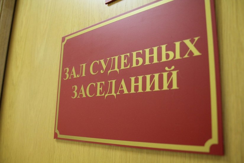 В Туле суд заключил под стражу двух обвиняемых в совершении разбойного нападения на ювелирный магазин "585 Золотой"