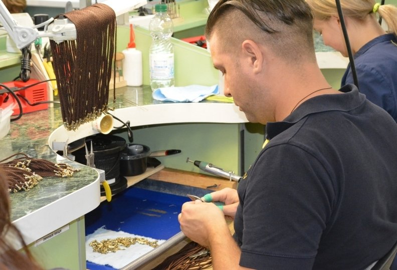 Костромские ювелиры наращивают производство благодаря национальному проекту