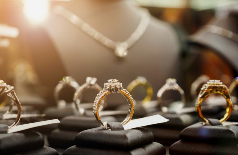 Нововведения в законодательстве Беларуси: онлайн-торговля ювелирными изделиями и новые требования к бизнесу