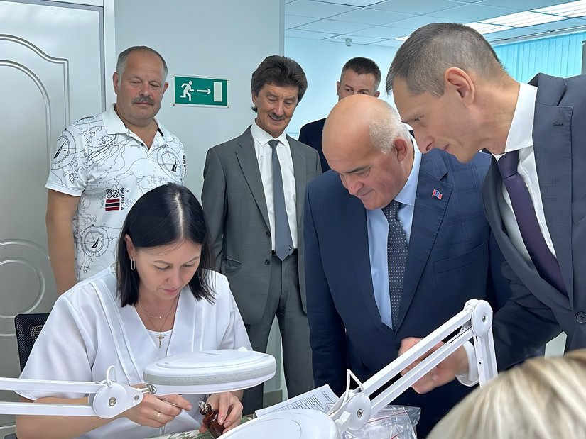 Руководитель ФПП Юрий Зубарев оценил работу нового производственного участка в Костроме
