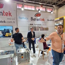 Фотоотчет с весенней выставки Istanbul Jewelry Show 2025: от оборудования до готовых украшений