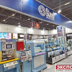 Фотоотчет с осенней выставки Istanbul Jewelry Show 2025: ювелирные изделия и технологии