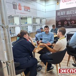 Фотоотчет с осенней выставки Istanbul Jewelry Show 2025: ювелирные изделия и технологии