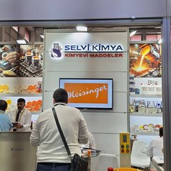 Фотоотчет с весенней выставки Istanbul Jewelry Show 2025: от оборудования до готовых украшений
