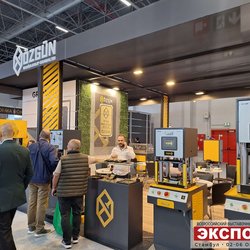 Фотоотчет с осенней выставки Istanbul Jewelry Show 2025: ювелирные изделия и технологии