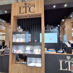 Фотоотчет с весенней выставки Istanbul Jewelry Show 2025: от оборудования до готовых украшений