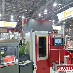 Фотоотчет с осенней выставки Istanbul Jewelry Show 2025: ювелирные изделия и технологии