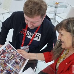 Фотоотчет с весенней выставки Istanbul Jewelry Show 2025: от оборудования до готовых украшений