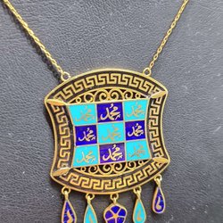 Фотоотчет с весенней выставки Istanbul Jewelry Show 2025: от оборудования до готовых украшений