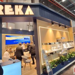 Фотоотчет с весенней выставки Istanbul Jewelry Show 2025: от оборудования до готовых украшений