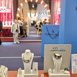 Фоторепортаж с выставки "Istanbul Jewelry Show'  October 2024"