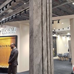 Фотоотчет с весенней выставки Istanbul Jewelry Show 2025: от оборудования до готовых украшений