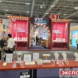Фотоотчет с осенней выставки Istanbul Jewelry Show 2025: ювелирные изделия и технологии