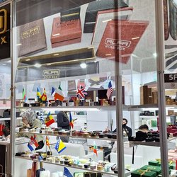 Фотоотчет с весенней выставки Istanbul Jewelry Show 2025: от оборудования до готовых украшений