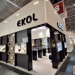 Фотоотчет с весенней выставки Istanbul Jewelry Show 2025: от оборудования до готовых украшений