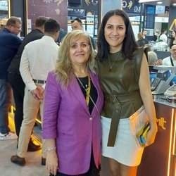 Фотоотчет с осенней выставки Istanbul Jewelry Show 2025: ювелирные изделия и технологии