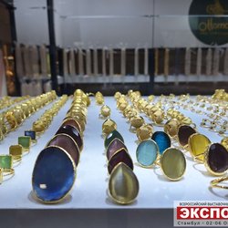 Фотоотчет с осенней выставки Istanbul Jewelry Show 2025: ювелирные изделия и технологии