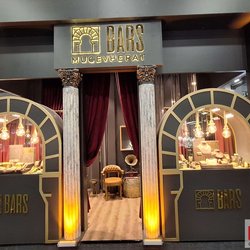Фотоотчет с весенней выставки Istanbul Jewelry Show 2025: от оборудования до готовых украшений