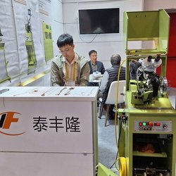 Фотоотчет с весенней выставки Istanbul Jewelry Show 2025: от оборудования до готовых украшений