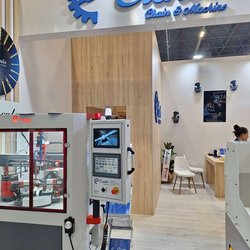 Фотоотчет с осенней выставки Istanbul Jewelry Show 2025: ювелирные изделия и технологии