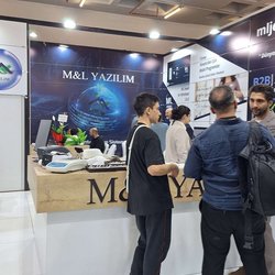 Фотоотчет с весенней выставки Istanbul Jewelry Show 2025: от оборудования до готовых украшений