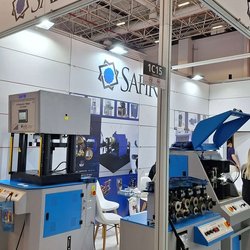 Фотоотчет с весенней выставки Istanbul Jewelry Show 2025: от оборудования до готовых украшений