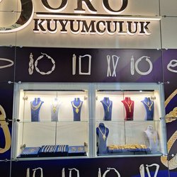 Фотоотчет с осенней выставки Istanbul Jewelry Show 2025: ювелирные изделия и технологии