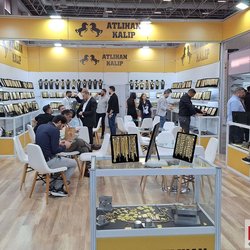 Фотоотчет с весенней выставки Istanbul Jewelry Show 2025: от оборудования до готовых украшений