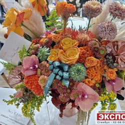 Фотоотчет с осенней выставки Istanbul Jewelry Show 2025: ювелирные изделия и технологии