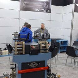 Фотоотчет с весенней выставки Istanbul Jewelry Show 2025: от оборудования до готовых украшений