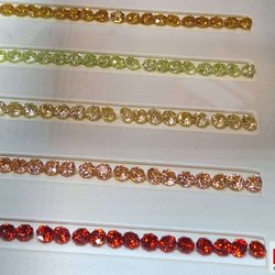 Фотоотчет с весенней выставки Istanbul Jewelry Show 2025: от оборудования до готовых украшений