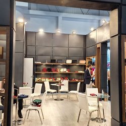 Фотоотчет с весенней выставки Istanbul Jewelry Show 2025: от оборудования до готовых украшений