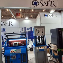 Фотоотчет с весенней выставки Istanbul Jewelry Show 2025: от оборудования до готовых украшений